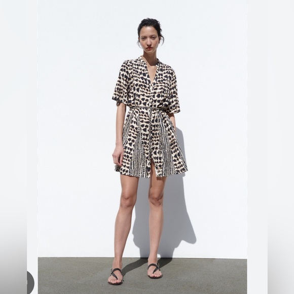 Zara Short Sleeve V-Neck Mini Dress. New With Tags. - Picture 6 of 8